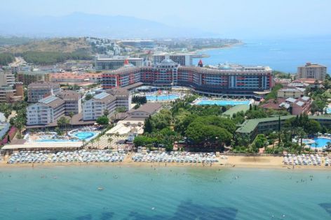 Lonicera World Hotel