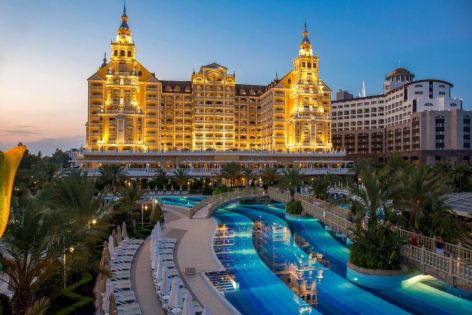 Royal Holiday Palace