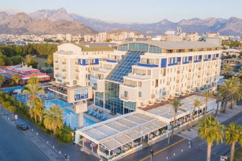 Sealife Family Resort Hotel