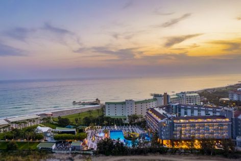 Washington Resort Hotel & SPA